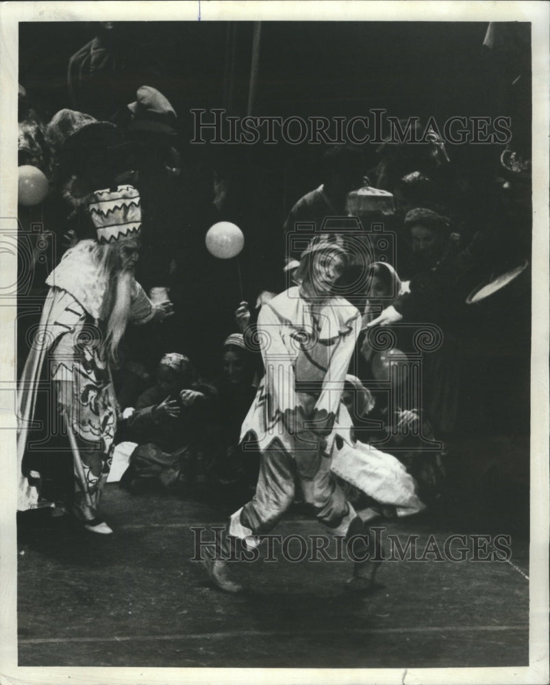 1971 Petrouchka Joffrey Ballet Performance - Historic Images