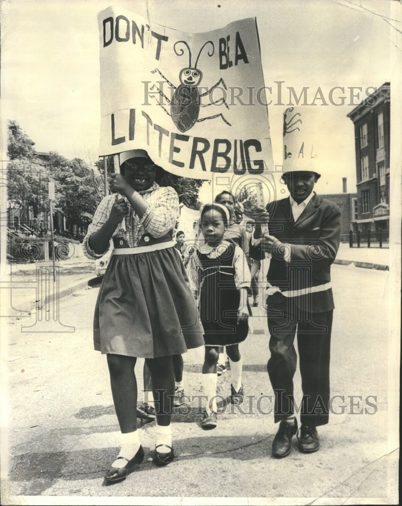1966 Cleanup Parade Chicago Beidler School - Historic Images