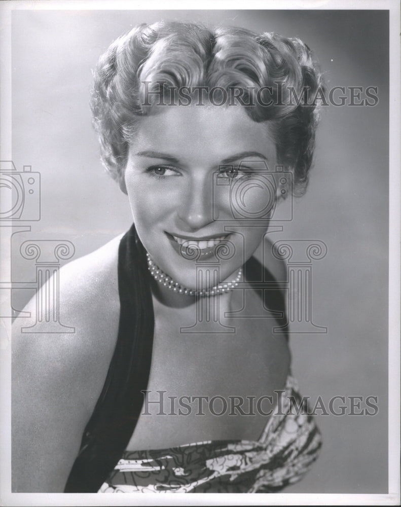 1953 Actress Eileen Wilson - Historic Images
