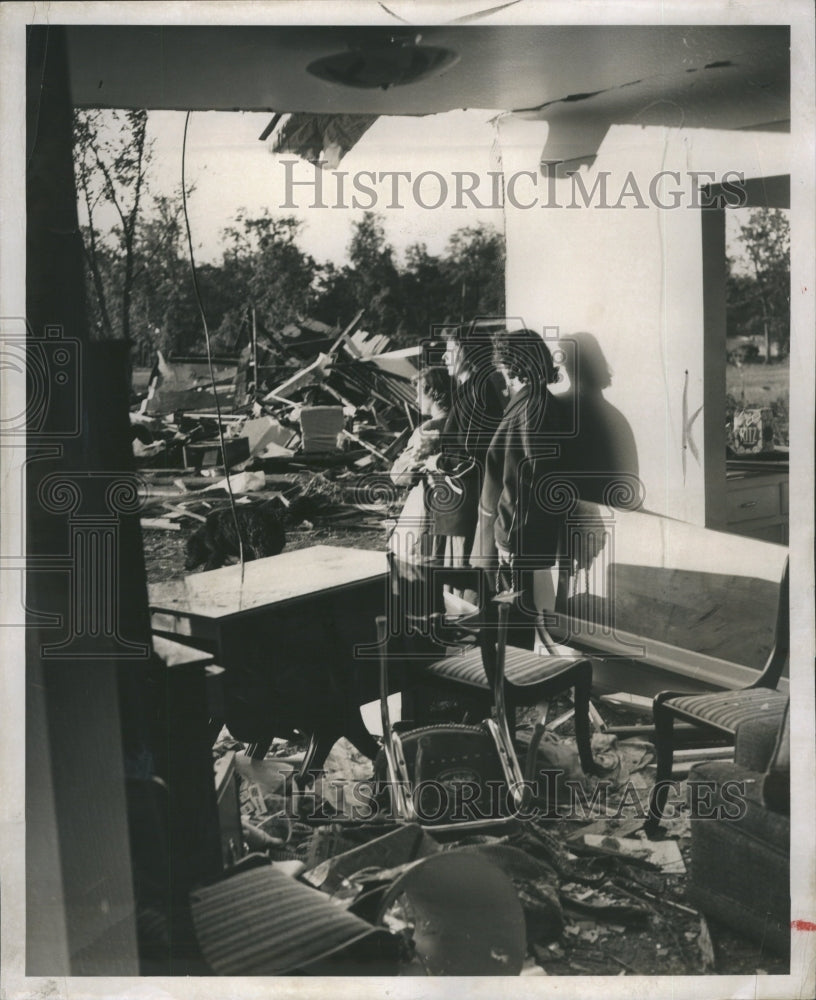 1953 After storm destroyed homes - Historic Images