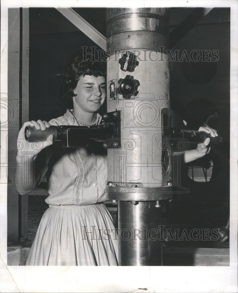 1958 Press Photo Periscope Museum Science Industry - RRR73083 - Historic Images