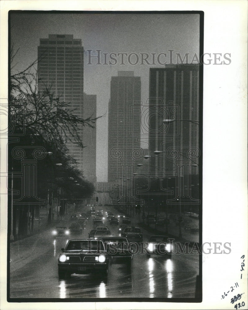 1983 Rainy Weather - Historic Images
