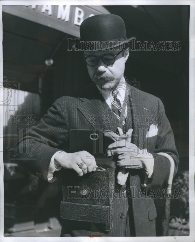 1958 Male Handbag Military Black Officer - Historic Images