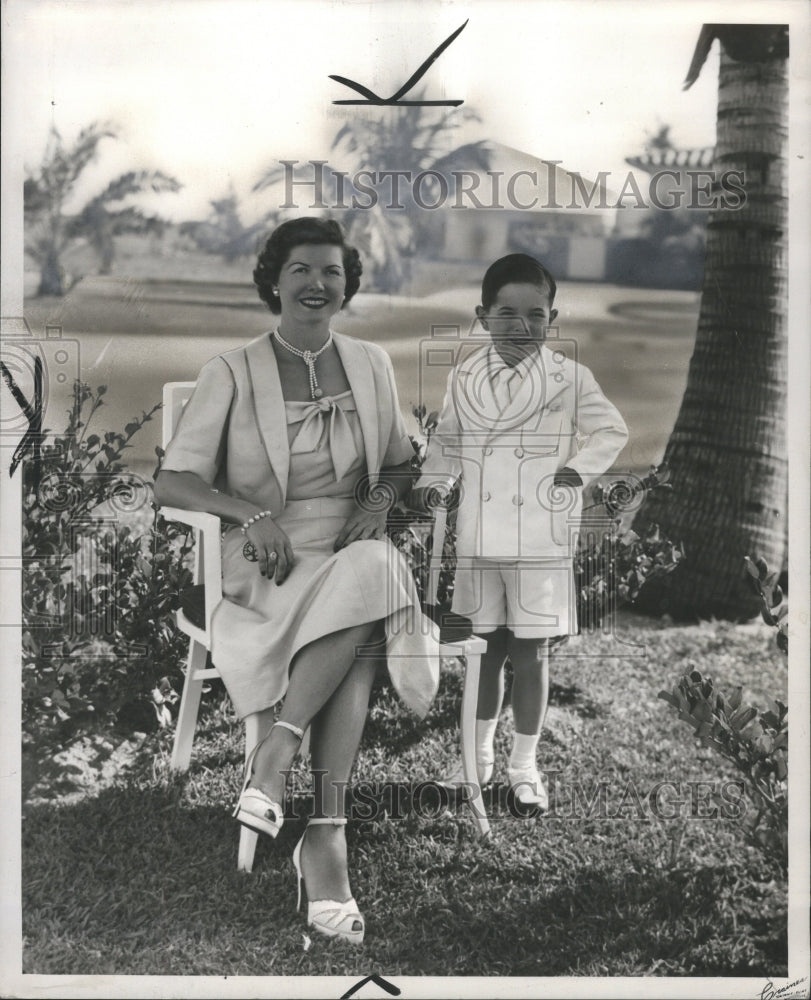 1950  Catherine Harper Boy Chair Mother - Historic Images