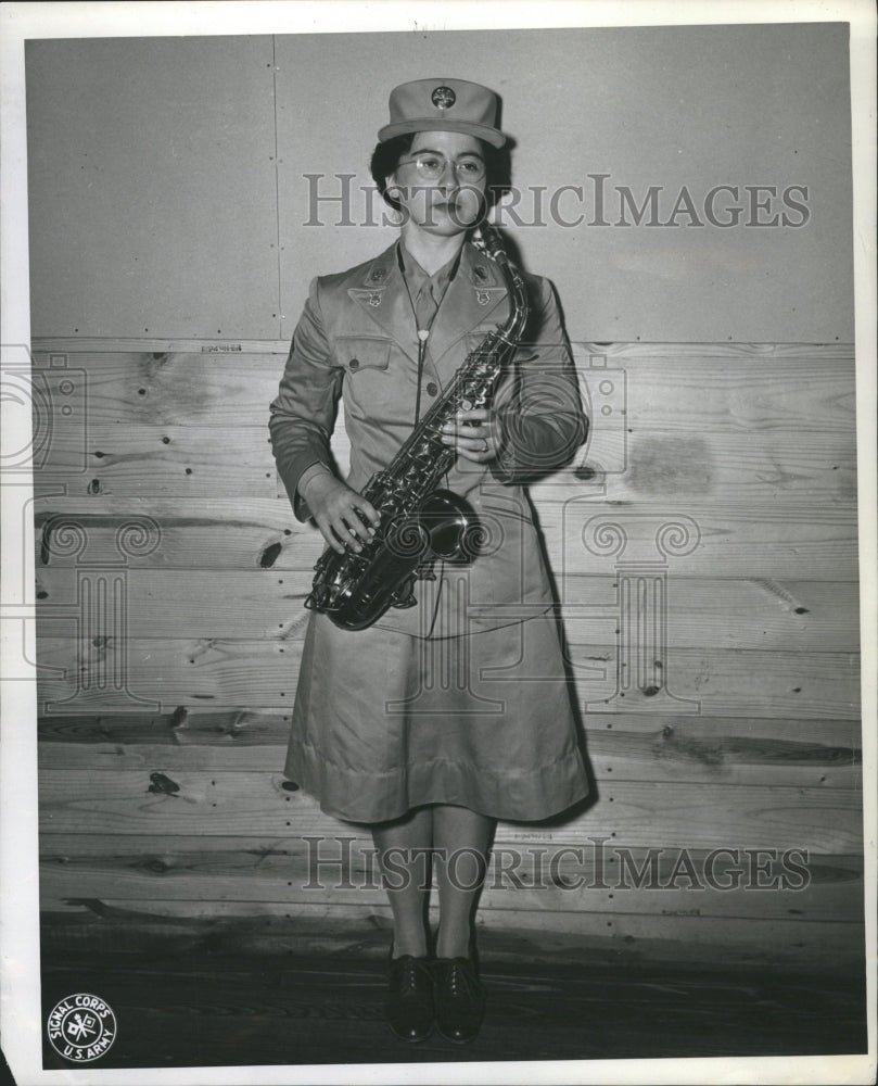  Betty L. West Saxophone Clarinet Detroit MI - Historic Images