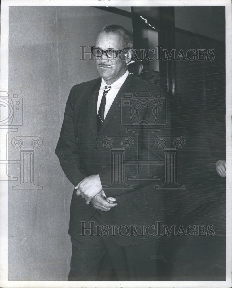 1965 Doniel W West Judge Marshals Court - Historic Images