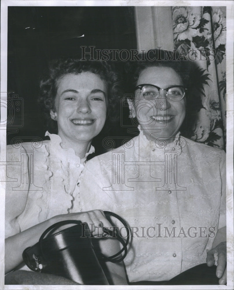 1957 Mrs Harlow Wever Mrs. Jally Waver  - Historic Images