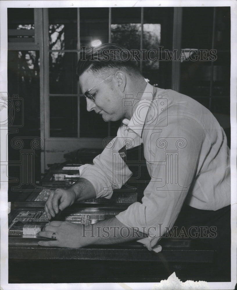 1952 Wayne Salisbury Jackson Printer MS Po - Historic Images