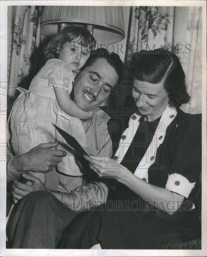1945Cass William Mary Elizabeth Wife Lorrai - Historic Images