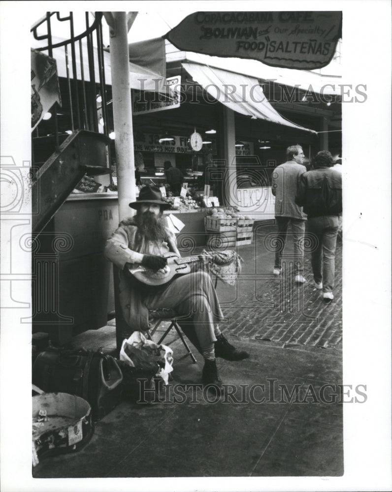 1967  Pibe Place Street MusicianWashington - Historic Images
