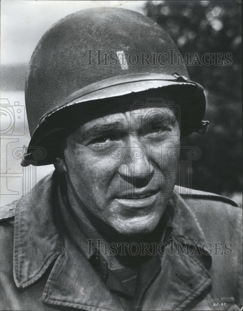 1969 Actor George Segal as Lt. Hartman - Historic Images