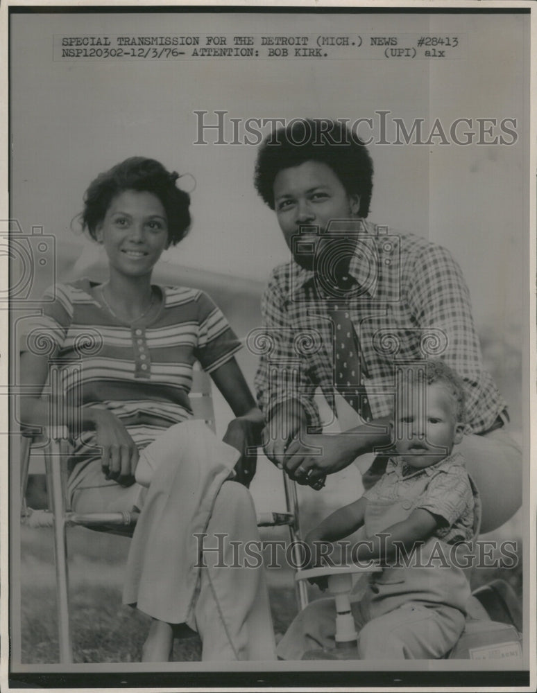 1976 Sam Riddle Family Flint Politician - Historic Images