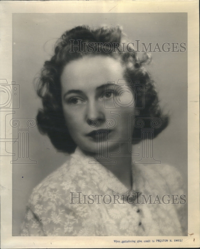 1939 Mrs Lawrence Richard Detroit Society - Historic Images