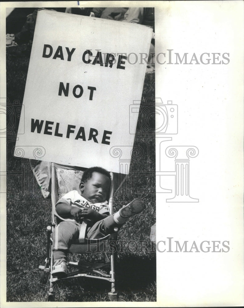 1982 Daycare Not Welfare Rally-Grant Park - Historic Images