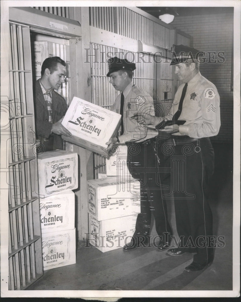 1947 Whiskey Store Gresham Police Stolen - Historic Images