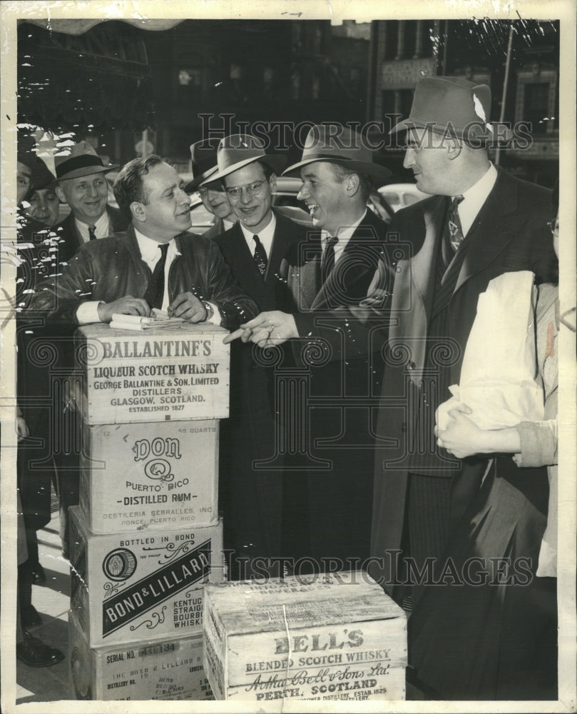 1942 Sam Rosenberg Clerk Soloman Liquior - Historic Images
