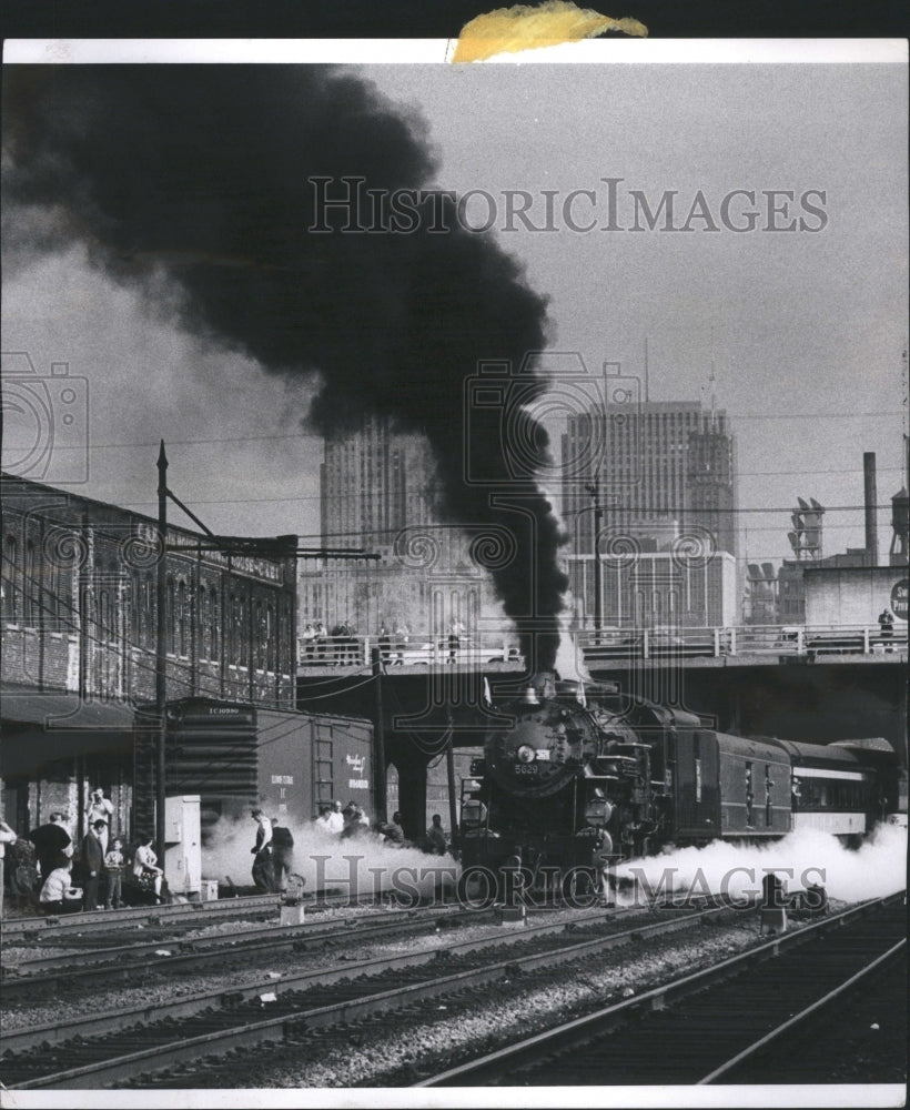 1967 Nostalgia Chicago&#39;s RailboardBuffs - Historic Images