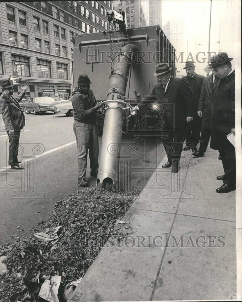 1966 Vacuum Cleaner - Historic Images