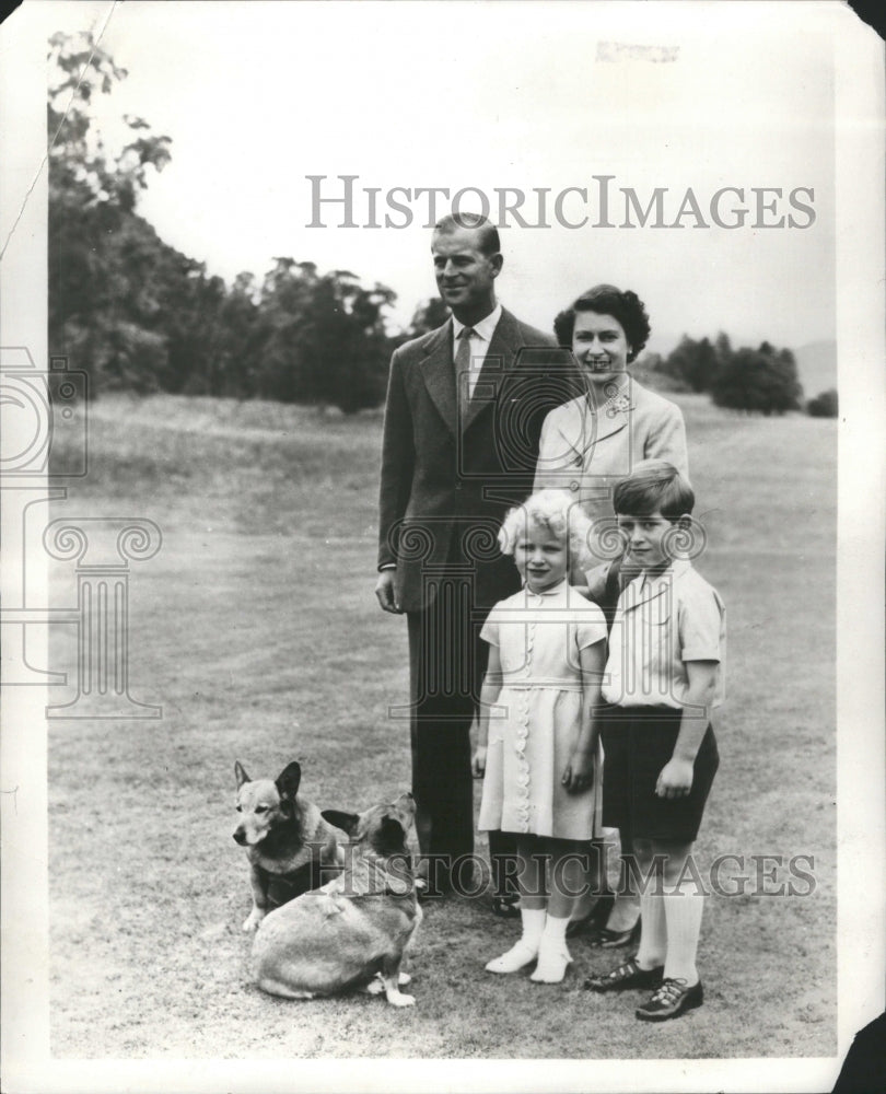 1957 Family With Dogs Backyard - Historic Images