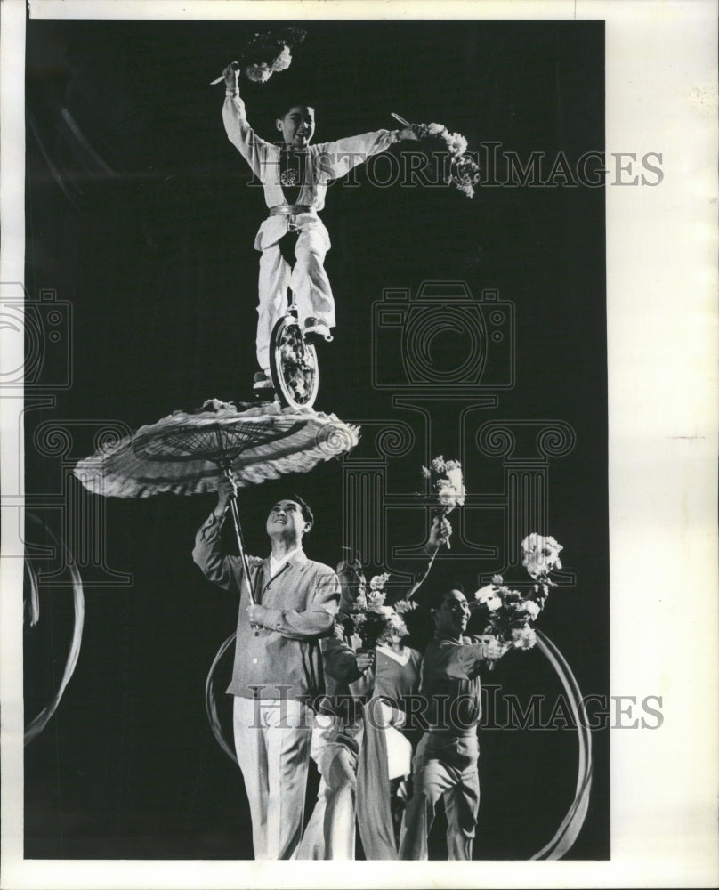 1972 Press Photo Shenyag Acrobatic Troupe - RRR78229 - Historic Images