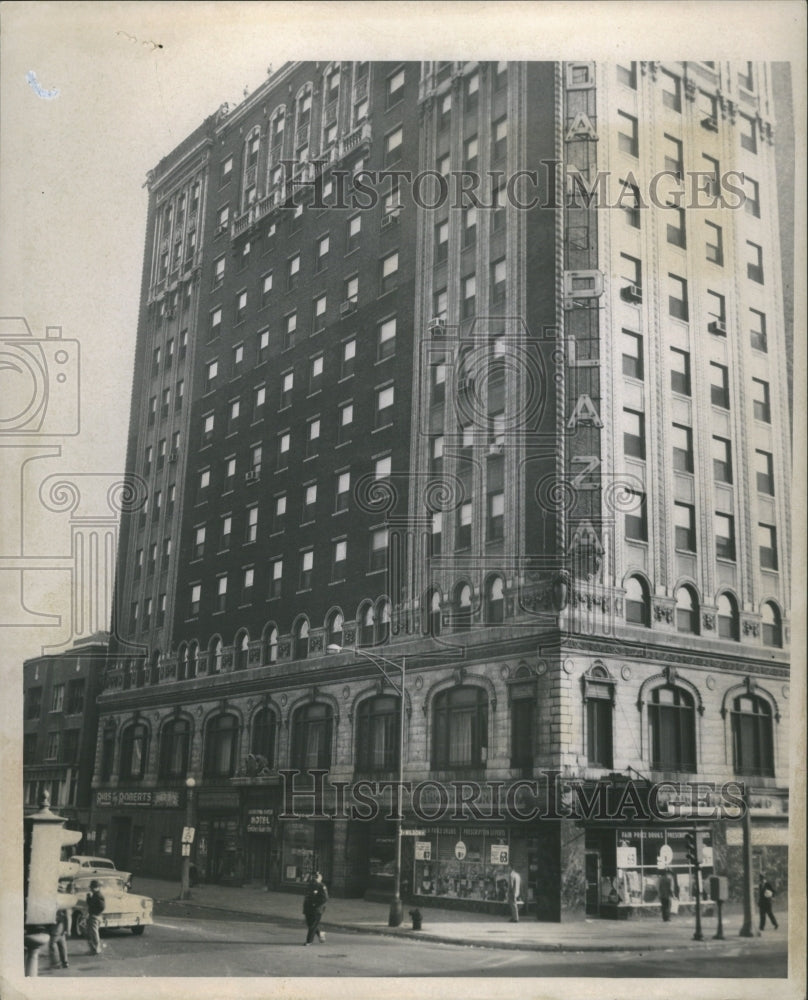 1983 The Sherldan Plaza  - Historic Images