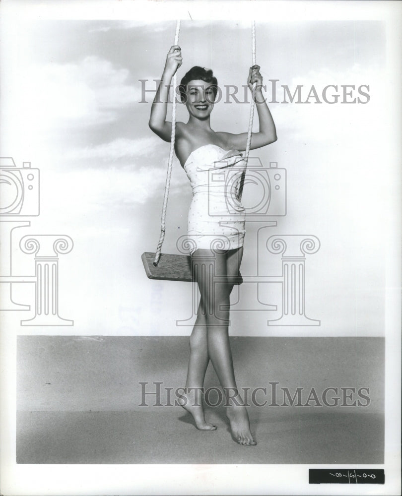 1954 Actress Onitra Stevens - Historic Images