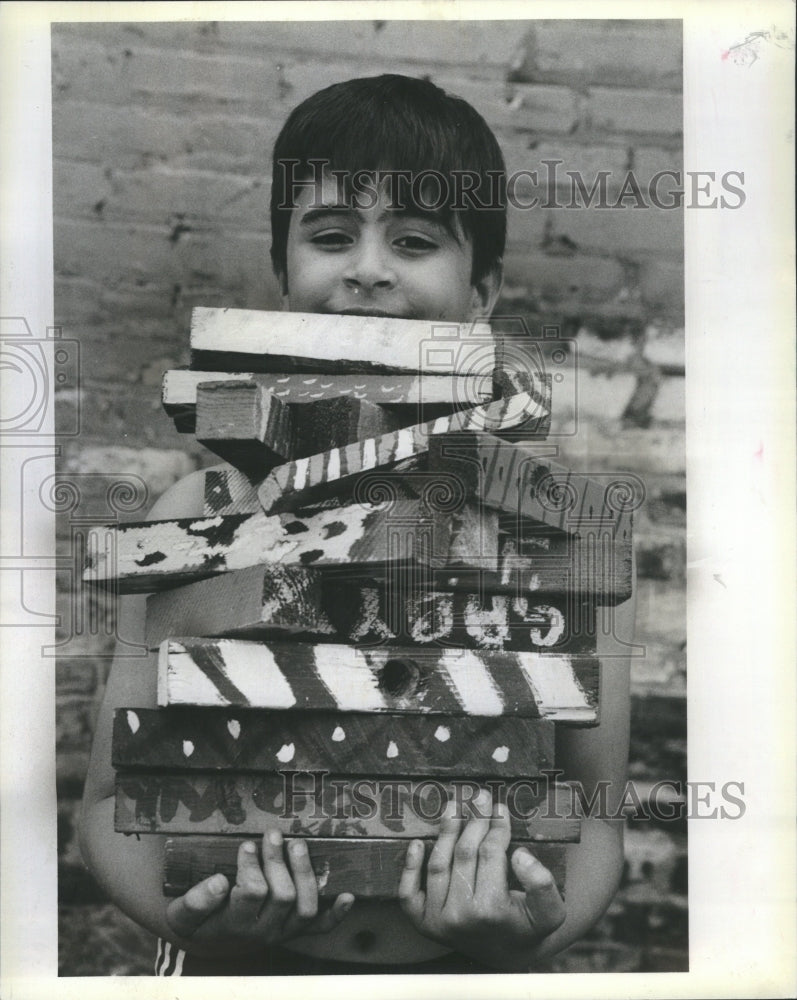 1983 Totem Poles - Historic Images