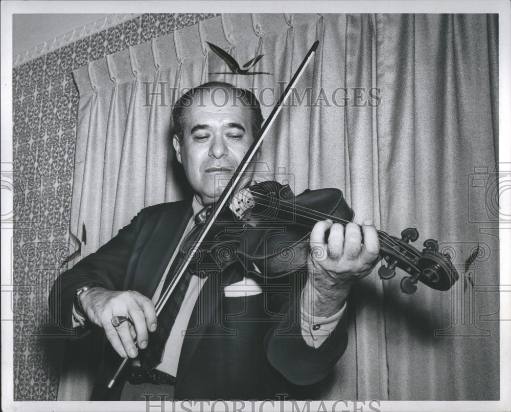 1963 Nathan L.Gordon Viola Musician - Historic Images