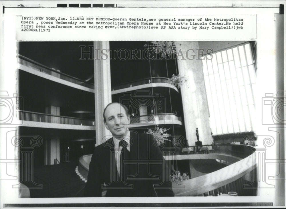1972 Goeran Gentle General Manager MET - Historic Images