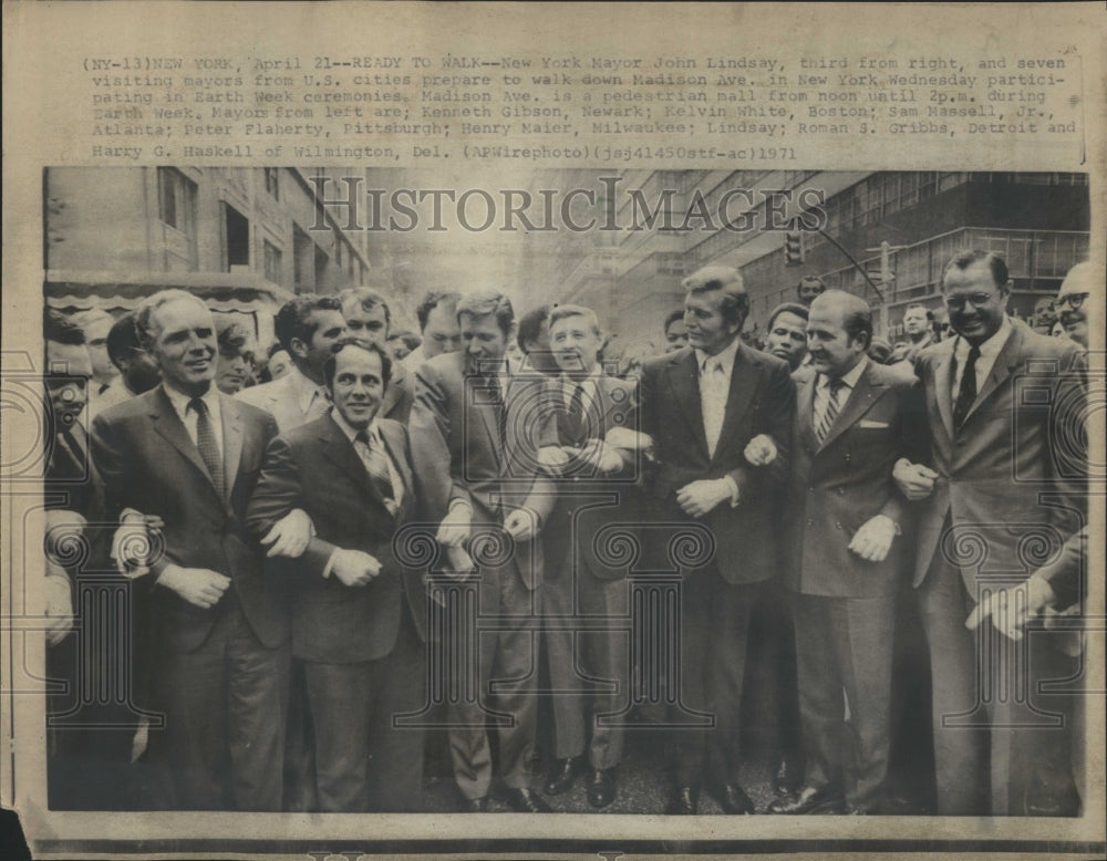 1971 New York Mayor John Lindsay - Historic Images