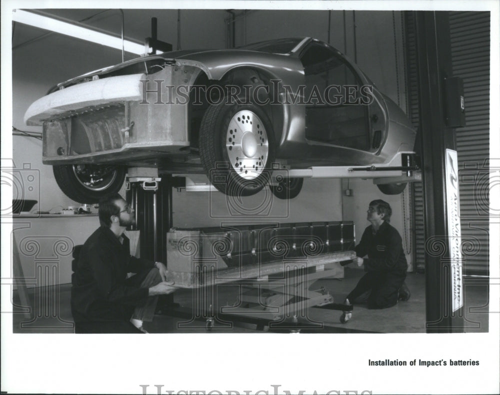 1990 General Motor Corporation Impact Model - Historic Images