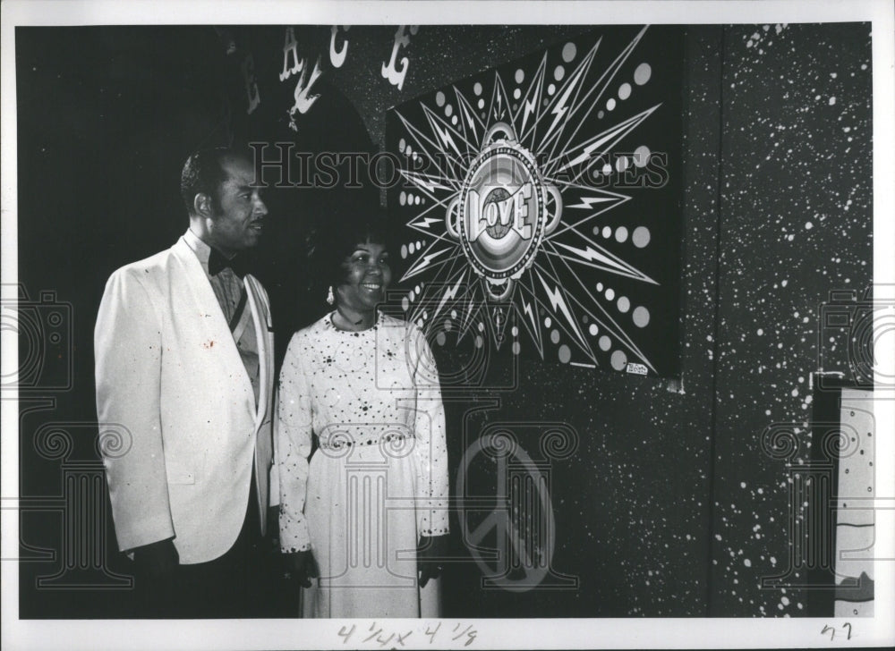 1971 Mr. and Mrs Edward C. Glenn Jr. - Historic Images