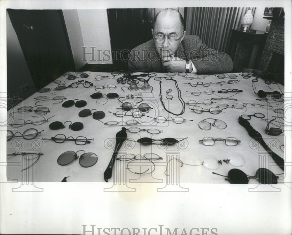 1965 Collection Antique EyeGlasseMagnifying - Historic Images