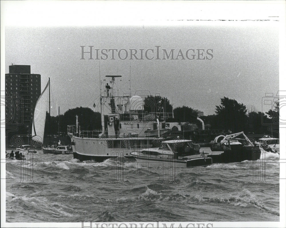 1980 Calypso sailing rough waters - Historic Images