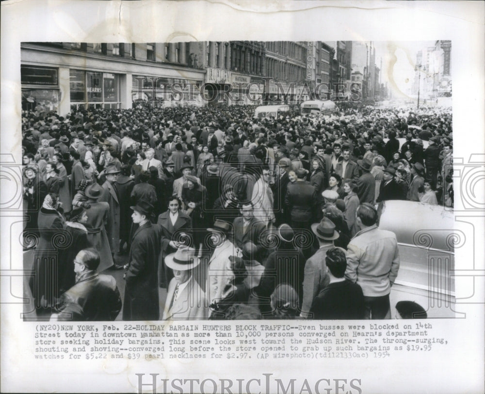 1997 Holiday Bergin Hunters Block Traffic - Historic Images