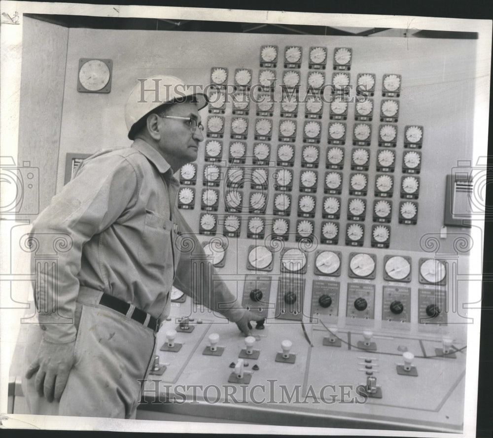 1959 Press Photo Charles Fox Control Room - RRR81163 - Historic Images