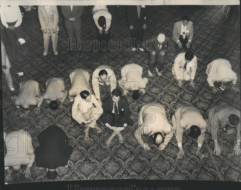 1954 Rug Meeting Moslims  Prayer Convention - Historic Images