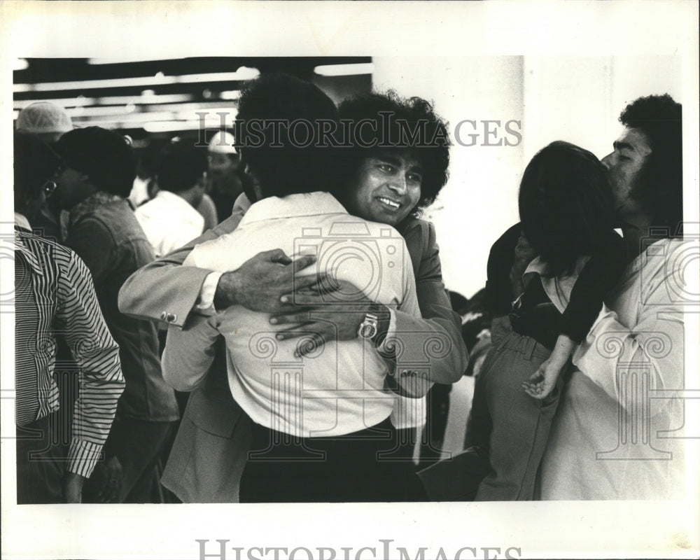 1979 Embraces Following Muslim Prayer - Historic Images