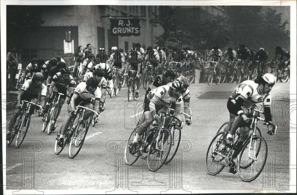 1980 Lincoln Park Chicago Cycling Race - Historic Images