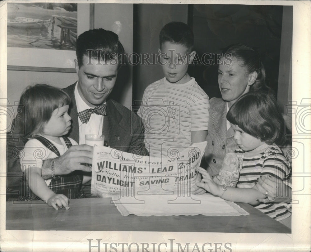 1954 Press Photo Merhand Williams Wife Merhand Nancy We - Historic Images