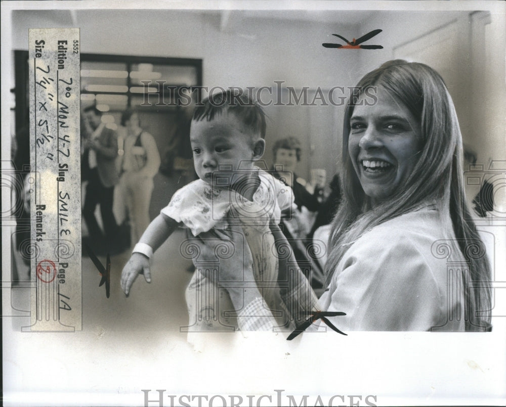 1975 Stephanie Velkew Ann Anbon Vietnam-Historic Images
