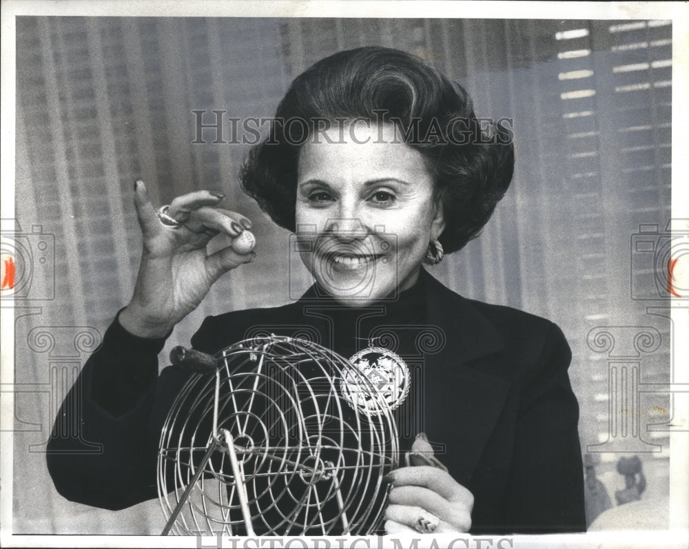 1980 Ask Ann Landers Lucky Numbers Office - Historic Images