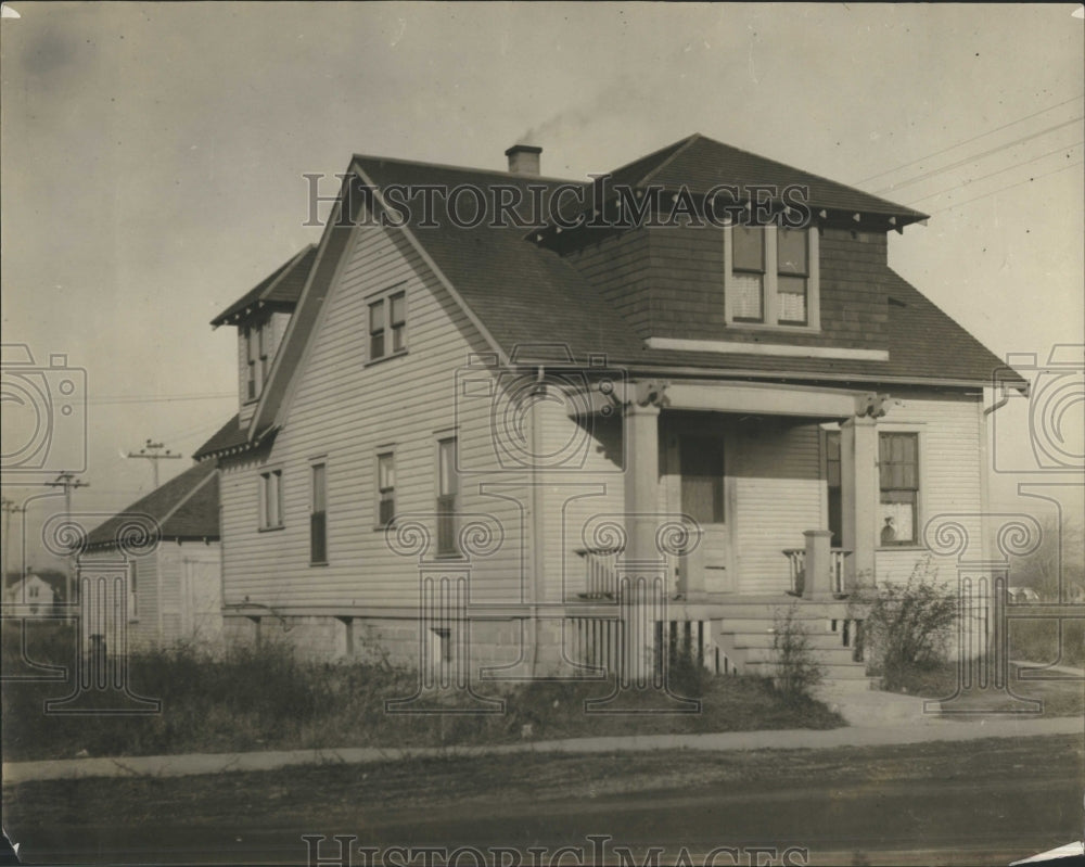 1923  Anna Patsile Lorne House - Historic Images