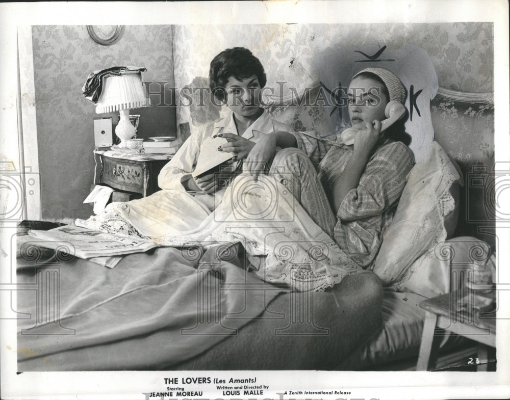 1959 Jeanne Moreau Louis Malle Lovers - Historic Images