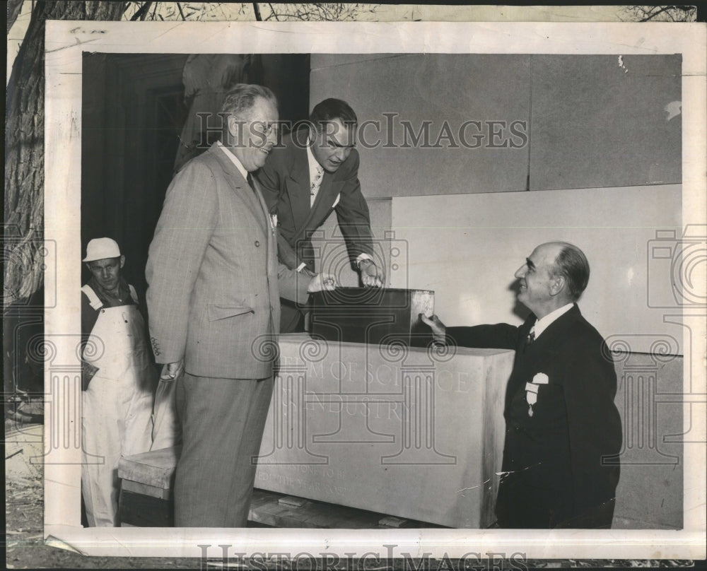 1954 Press Photo Museum - Historic Images