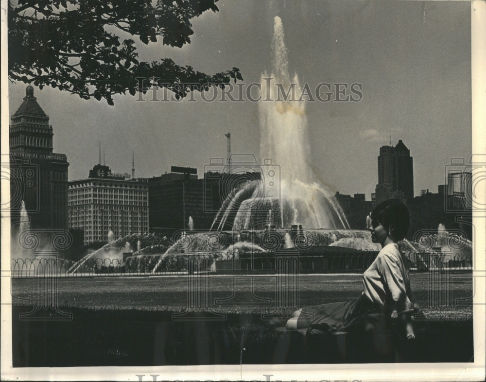 1963 Kurtyke view Buckingham Fountain - Historic Images
