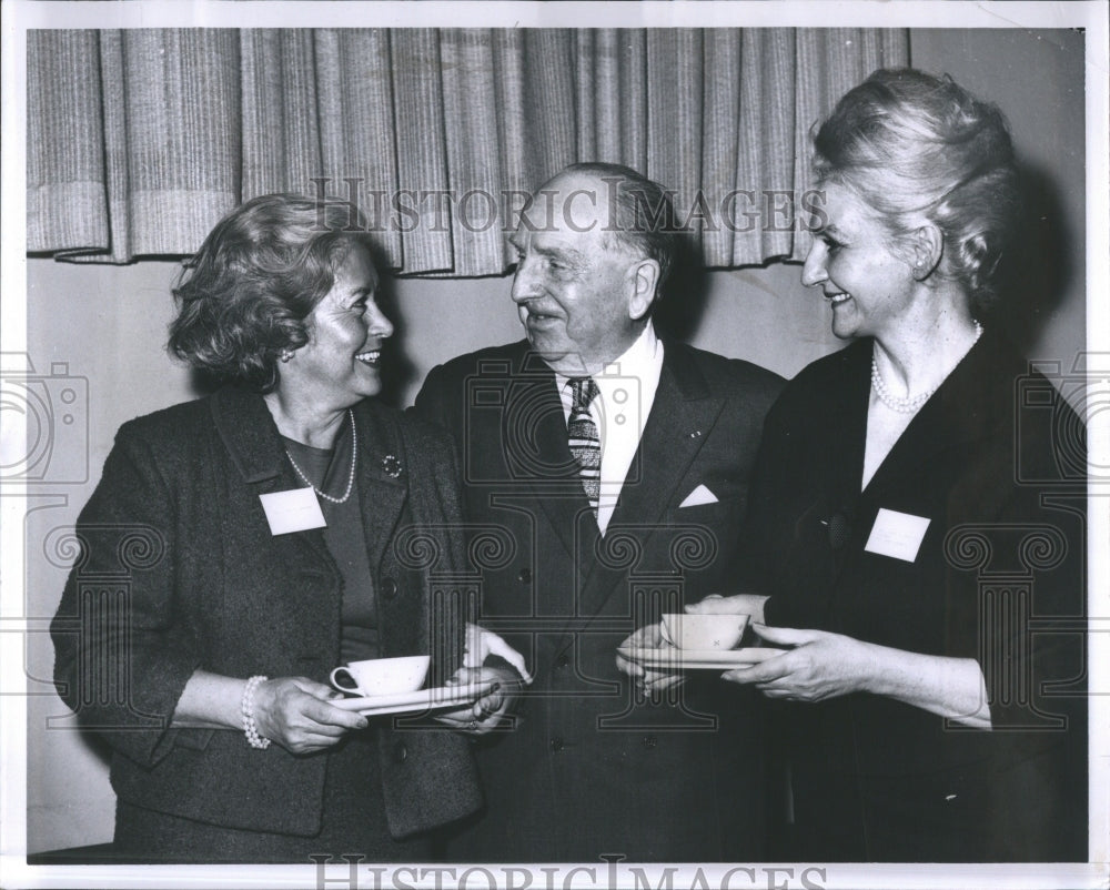 1965 Women's Mercy Meeting Mrs. W. Bearden - Historic Images