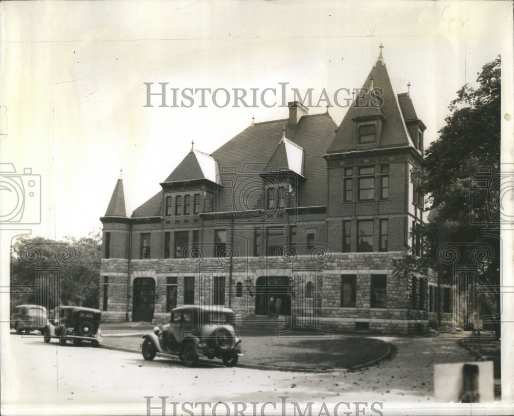 1938 Village Hall Riverside Town Streets - Historic Images