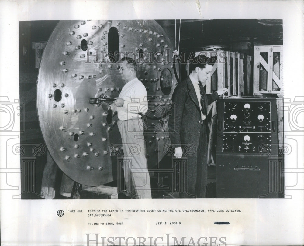 1946 Machines  - Historic Images