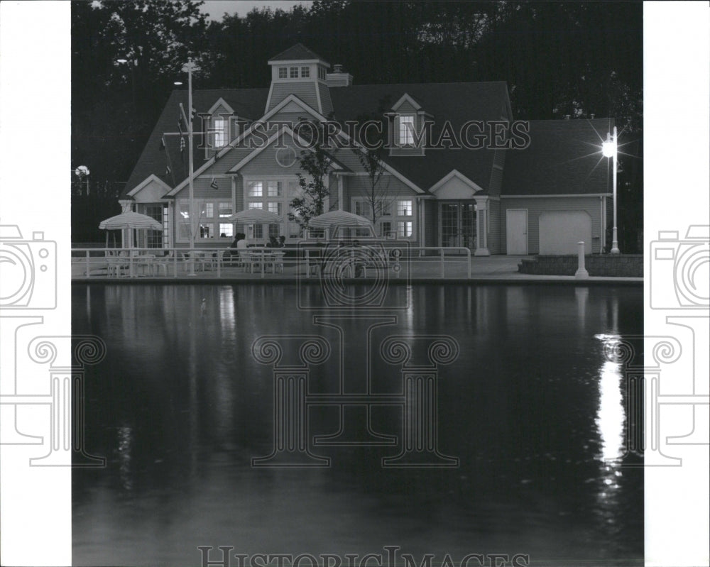 1994 Lake House - Historic Images